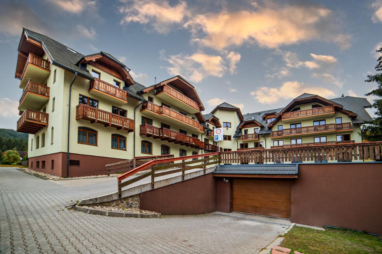 Apartman Tulanie 62 Kamzik Donovaly 2 Izbovy Mezonet Deluxe Parkovanie V Podzemnej Garazi Zdarma ภายนอก รูปภาพ