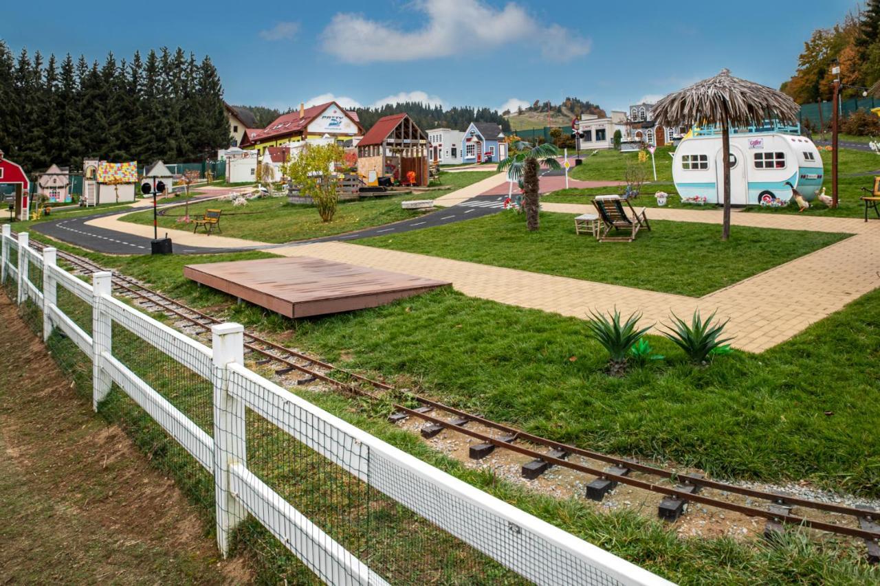 Apartman Tulanie 62 Kamzik Donovaly 2 Izbovy Mezonet Deluxe Parkovanie V Podzemnej Garazi Zdarma ภายนอก รูปภาพ